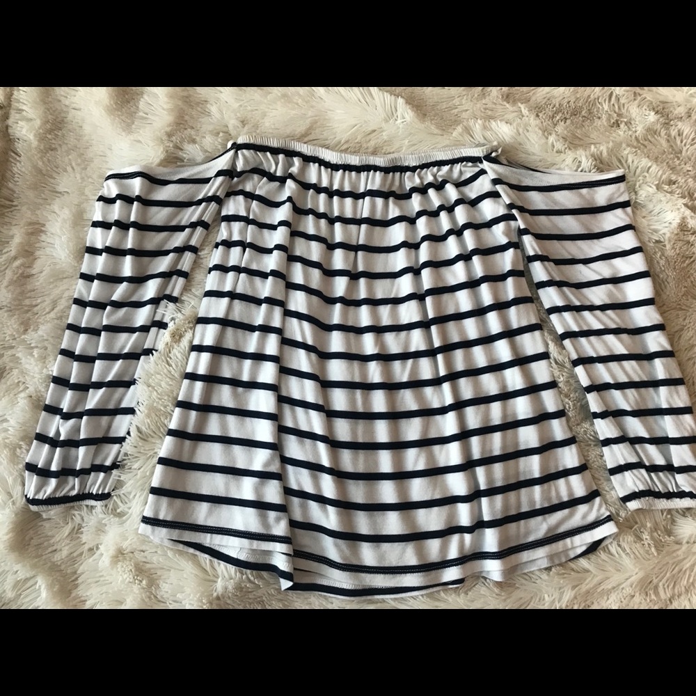 Cotton on: off the shoulder top with sleeves
